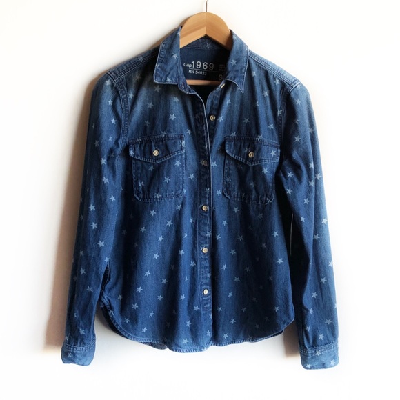 GAP Tops - GAP denim star print button down shirt
